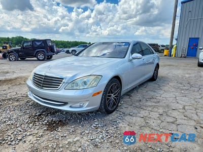 2007 MERCEDES-BENZ S 550 WDDNG71X37A033297 - główne zdjęcie licytacji z USA - miniatura