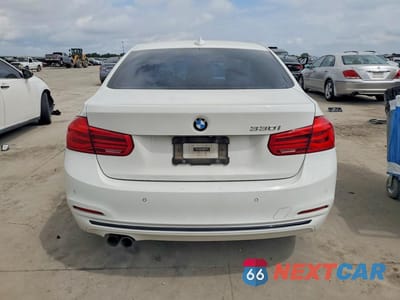 Zdjęcie 6 z 12 samochodu: 2018 BMW 330 I VIN:WBA8B9C5XJEE82473 - miniatura