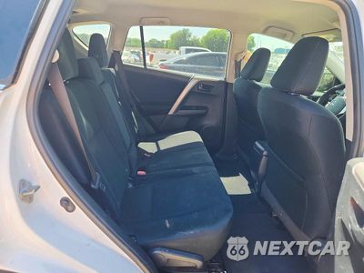 Zdjęcie 11 z 14 samochodu: 2018 TOYOTA RAV4 LE VIN:2T3ZFREV2JW432729 - miniatura