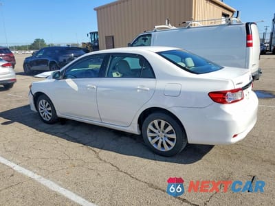 Drugie zdjęcie samochodu z przodu: 2013 TOYOTA COROLLA LE VIN:2T1BU4EE5DC958197 - miniatura