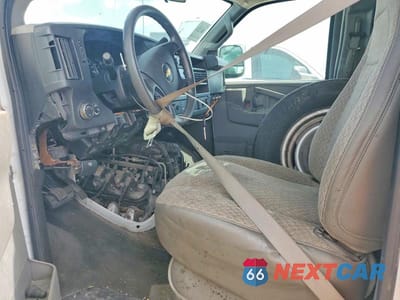 Zdjęcie 7 z 13 samochodu: 2016 CHEVROLET EXPRESS G3500 LT VIN:1GAZGPFG0G1288129 - miniatura