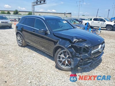 Czwarte zdjęcie samochodu z boku: 2022 MERCEDES-BENZ GLC 300 4MATIC VIN:W1N0G8EB8NV370023 - miniatura