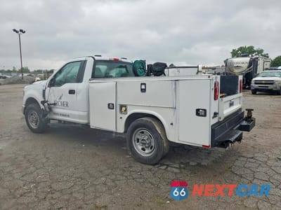 Drugie zdjęcie samochodu z przodu: 2022 FORD F350 SUPER DUTY VIN:1FDRF3A60NEE69699 - miniatura