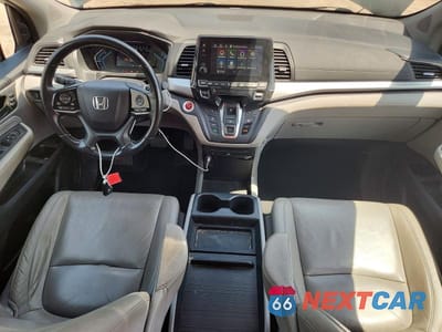 Zdjęcie 8 z 14 samochodu: 2019 HONDA ODYSSEY TOURING VIN:5FNRL6H82KB118664 - miniatura