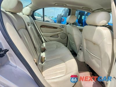 Zdjęcie 10 z 12 samochodu: 2002 JAGUAR X-TYPE 2.5 VIN:SAJEA51D72XC28562 - miniatura