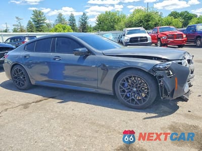 Czwarte zdjęcie samochodu z boku: 2020 BMW M8 VIN:WBSGV0C03LCD68215 - miniatura