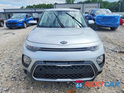 Piąte zdjęcie samochodu w środku: 2021 KIA SOUL S VIN:KNDJ23AU8M7756593 - miniatura
