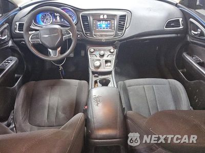 Zdjęcie 8 z 12 samochodu: 2016 CHRYSLER 200 LIMITED VIN:1C3CCCAB4GN172975 - miniatura