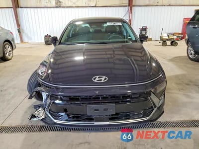 Piąte zdjęcie samochodu w środku: 2026 HYUNDAI SONATA HYBRID BLUE VIN:KMHL24JJ0TA168317 - miniatura
