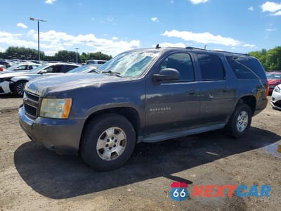 2010 CHEVROLET SUBURBAN K1500 LS 1GNUKHE36AR271985 - główne zdjęcie licytacji z USA - miniatura