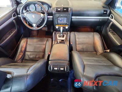 Zdjęcie 8 z 13 samochodu: 2008 PORSCHE CAYENNE VIN:WP1AA29P98LA12427 - miniatura