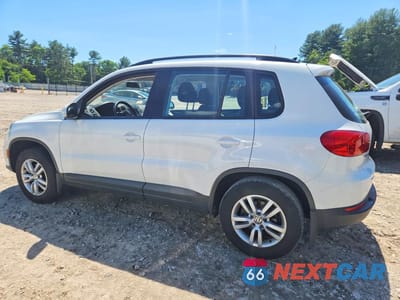Drugie zdjęcie samochodu z przodu: 2015 VOLKSWAGEN TIGUAN S VIN:WVGBV7AX5FW557650 - miniatura