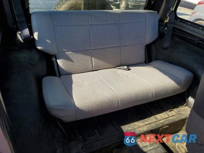 Zdjęcie 10 z 12 samochodu: 1999 JEEP WRANGLER VIN:1J4FY29P2XP472503 - miniatura