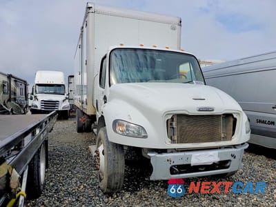 Czwarte zdjęcie samochodu z boku: 2019 FREIGHTLINER BUSINESS CLASS M2 BOX TRUCK VIN:1FVACWD39KHKK5285 - miniatura