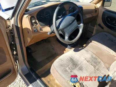 Zdjęcie 8 z 12 samochodu: 1995 FORD RANGER VIN:1FTCR10A9SPA33428 - miniatura
