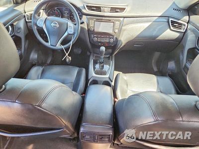 Zdjęcie 8 z 12 samochodu: 2015 NISSAN ROGUE SL VIN:5N1AT2MV5FC900120 - miniatura