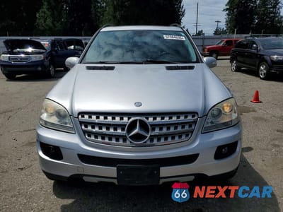 Piąte zdjęcie samochodu w środku: 2008 MERCEDES-BENZ ML 350 VIN:4JGBB86E18A352610 - miniatura