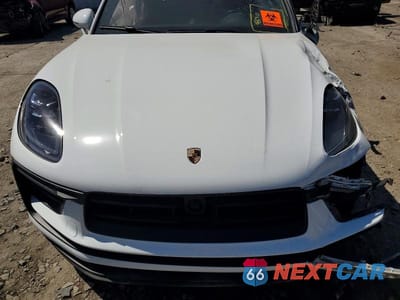 Zdjęcie 11 z 12 samochodu: 2022 PORSCHE MACAN VIN:WP1AA2A53NLB10746 - miniatura