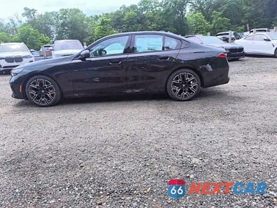 Zdjęcie 13 z 14 samochodu: 2026 BMW 530 XI VIN:WBA53FJ07TCW28698 - miniatura