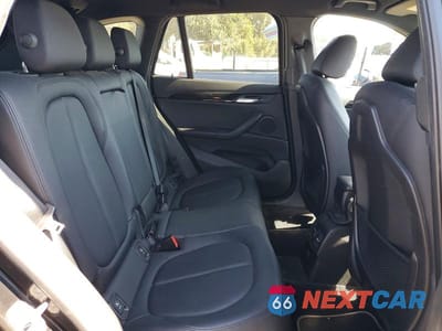 Zdjęcie 11 z 14 samochodu: 2018 BMW X1 SDRIVE28I VIN:WBXHU7C38J3H42447 - miniatura