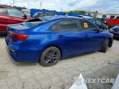 Trzecie zdjęcie samochodu z tyłu: 2021 KIA FORTE GT LINE VIN:3KPF34ADXME323771 - miniatura