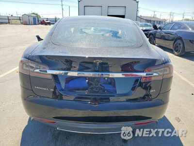 Zdjęcie 6 z 13 samochodu: 2014 TESLA MODEL S VIN:5YJSA1H12EFP35855 - miniatura