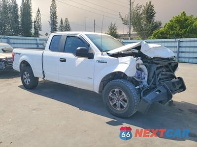 Czwarte zdjęcie samochodu z boku: 2017 FORD F150 SUPER CAB VIN:1FTEX1EP8HKC10486 - miniatura
