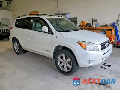 Czwarte zdjęcie samochodu z boku: 2008 TOYOTA RAV4 LIMITED VIN:JTMBD31V685195366 - miniatura