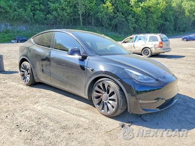 Czwarte zdjęcie samochodu z boku: 2023 TESLA MODEL Y VIN:7SAYGDEF9PF957891 - miniatura