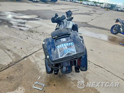 Czwarte zdjęcie samochodu z boku: 2019 HARLEY-DAVIDSON FLHX VIN:1HD1KBC30KB681170 - miniatura