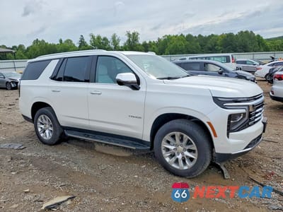 Czwarte zdjęcie samochodu z boku: 2025 CHEVROLET TAHOE K1500 PREMIER VIN:1GNS6SRD8SR106226 - miniatura