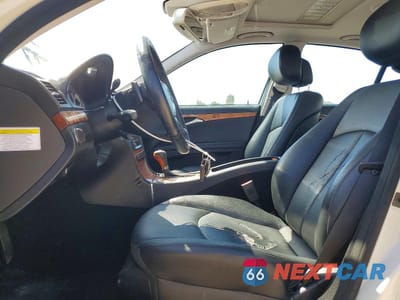 Zdjęcie 7 z 12 samochodu: 2009 MERCEDES-BENZ E 350 VIN:WDBUF56X09B419774 - miniatura