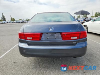 Zdjęcie 6 z 12 samochodu: 2005 HONDA ACCORD LX VIN:1HGCM56495A103154 - miniatura