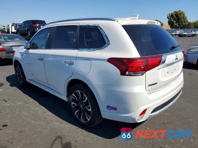 Drugie zdjęcie samochodu z przodu: 2018 MITSUBISHI OUTLANDER SE VIN:JA4J24A56JZ045564 - miniatura