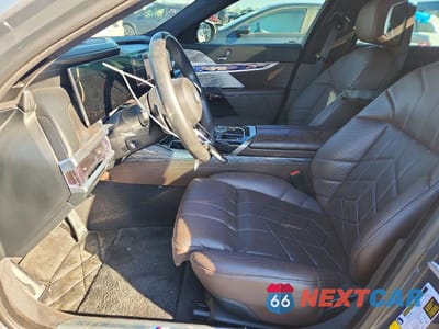 Zdjęcie 7 z 12 samochodu: 2023 BMW 760 XI VIN:WBA33EJ04PCL98688 - miniatura