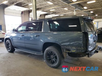 Drugie zdjęcie samochodu z przodu: 2019 CHEVROLET SUBURBAN K1500 LT VIN:1GNSKHKC7KR363829 - miniatura