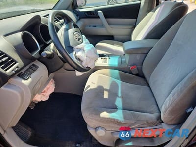 Zdjęcie 7 z 13 samochodu: 2013 TOYOTA HIGHLANDER BASE VIN:5TDBK3EH7DS270316 - miniatura