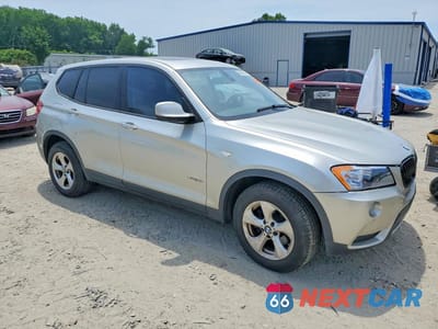 Czwarte zdjęcie samochodu z boku: 2011 BMW X3 XDRIVE28I VIN:5UXWX5C54BL712456 - miniatura