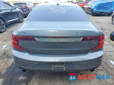 Zdjęcie 6 z 12 samochodu: 2018 VOLVO S90 T5 MOMENTUM VIN:LVY982AK2JP039962 - miniatura