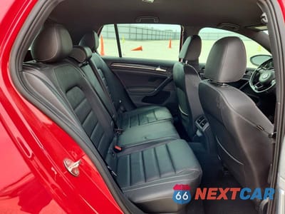 Zdjęcie 10 z 12 samochodu: 2017 VOLKSWAGEN GOLF R VIN:WVWVF7AU1HW124835 - miniatura