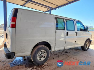 Trzecie zdjęcie samochodu z tyłu: 2017 GMC SAVANA G2500 VIN:1GTW7AFF8H1116723 - miniatura