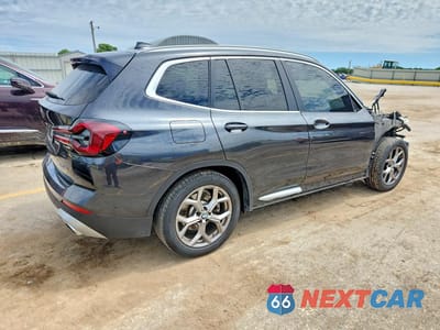 Trzecie zdjęcie samochodu z tyłu: 2022 BMW X3 XDRIVE30I VIN:5UX53DP00N9J57524 - miniatura