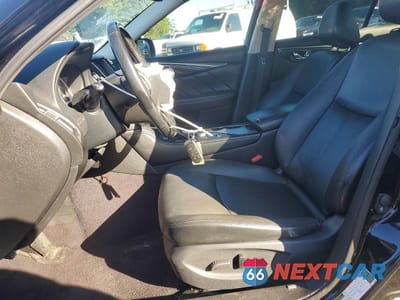 Zdjęcie 7 z 12 samochodu: 2015 INFINITI Q50 PREMIUM VIN:JN1BV7AR9FM421879 - miniatura
