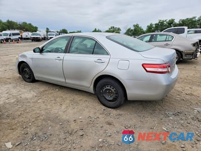 Drugie zdjęcie samochodu z przodu: 2010 TOYOTA CAMRY LE VIN:4T1BF3EKXAU573190 - miniatura