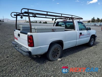 Trzecie zdjęcie samochodu z tyłu: 2005 CHEVROLET SILVERADO C1500 VIN:1GCEC14X65Z233202 - miniatura