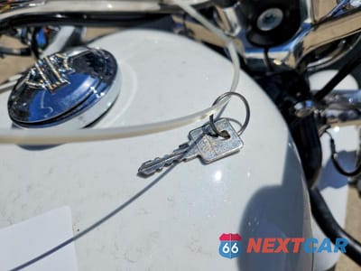 Zdjęcie 8 z 9 samochodu: 2017 HARLEY-DAVIDSON XL883 SUPERLOW VIN:1HD4CR216HC437965 - miniatura