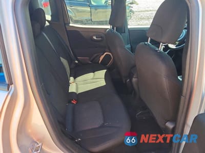 Zdjęcie 10 z 12 samochodu: 2017 JEEP RENEGADE SPORT VIN:ZACCJBAB8HPG18212 - miniatura
