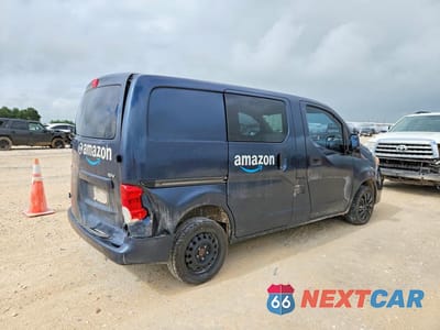 Trzecie zdjęcie samochodu z tyłu: 2015 NISSAN NV200 SV VIN:3N6CM0KN0FK702215 - miniatura