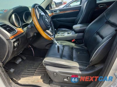 Zdjęcie 7 z 13 samochodu: 2012 JEEP GRAND CHEROKEE OVERLAND VIN:1C4RJFCG8CC114881 - miniatura