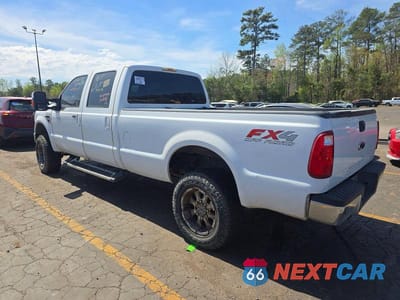 Trzecie zdjęcie samochodu z tyłu: 2008 FORD F350 SRW SUPER DUTY VIN:1FTWW31R18EA61184 - miniatura